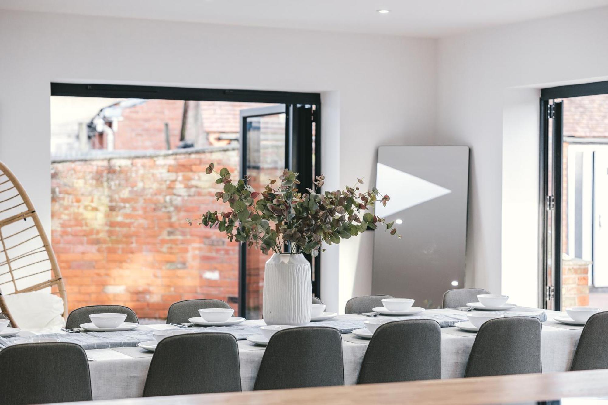House With A Cinema And Games Room, Sleeps 17 Shrewsbury Exterior photo