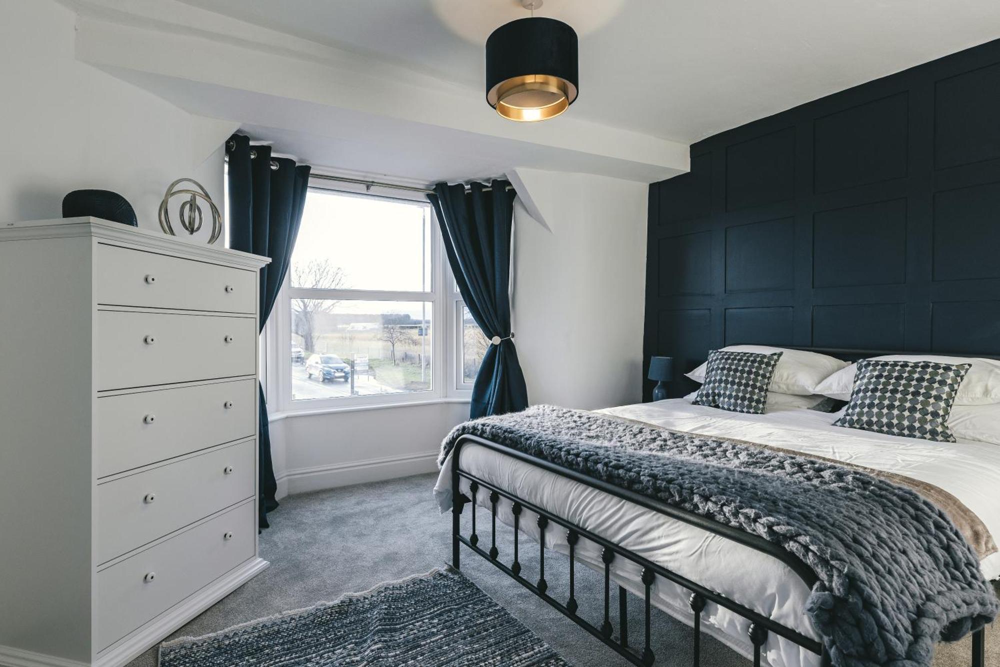 House With A Cinema And Games Room, Sleeps 17 Shrewsbury Exterior photo