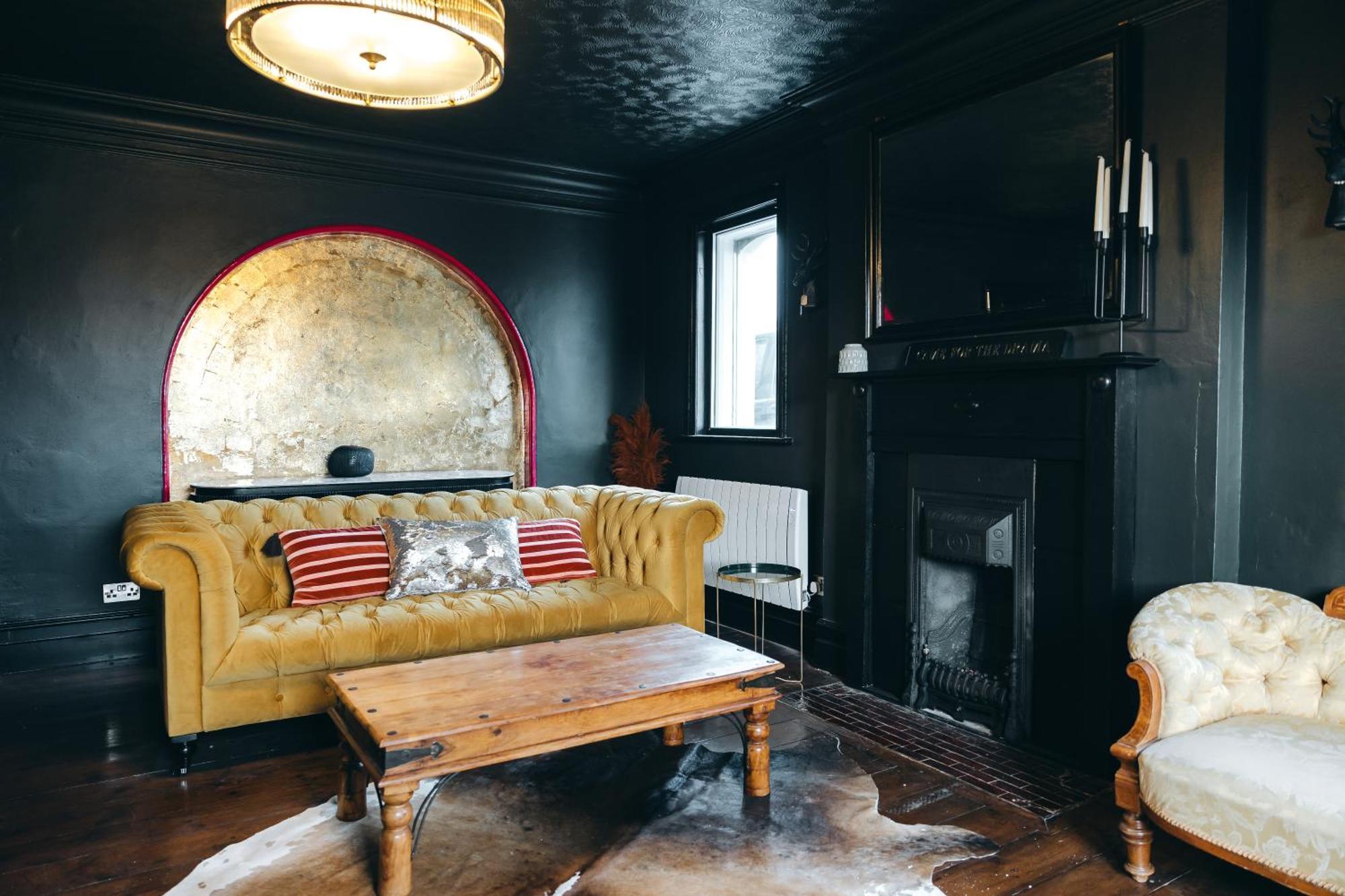 House With A Cinema And Games Room, Sleeps 17 Shrewsbury Exterior photo