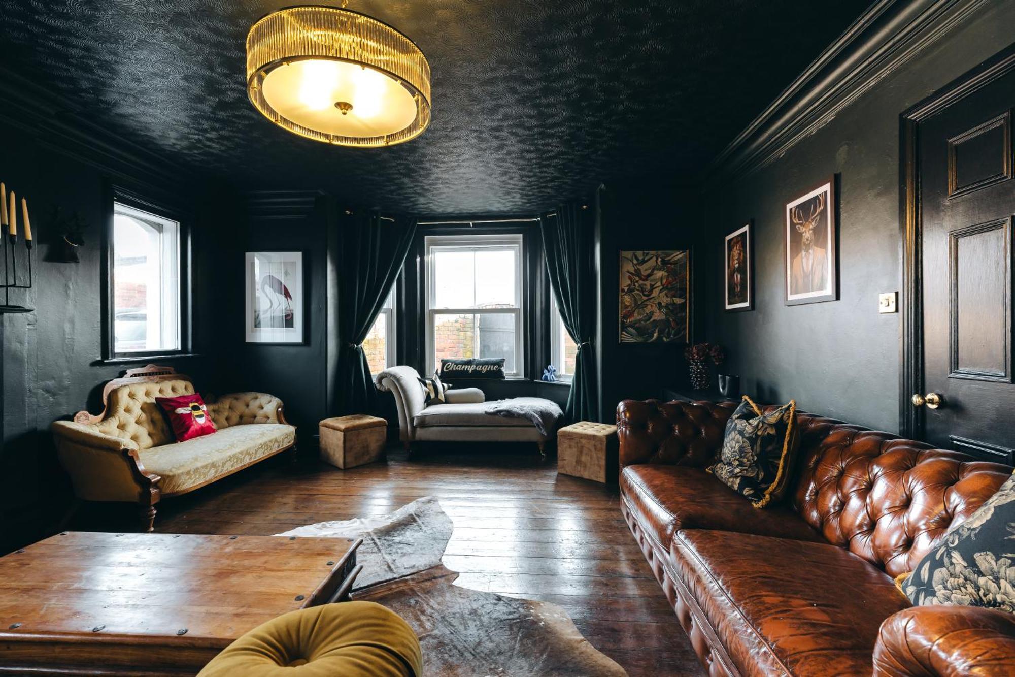 House With A Cinema And Games Room, Sleeps 17 Shrewsbury Exterior photo
