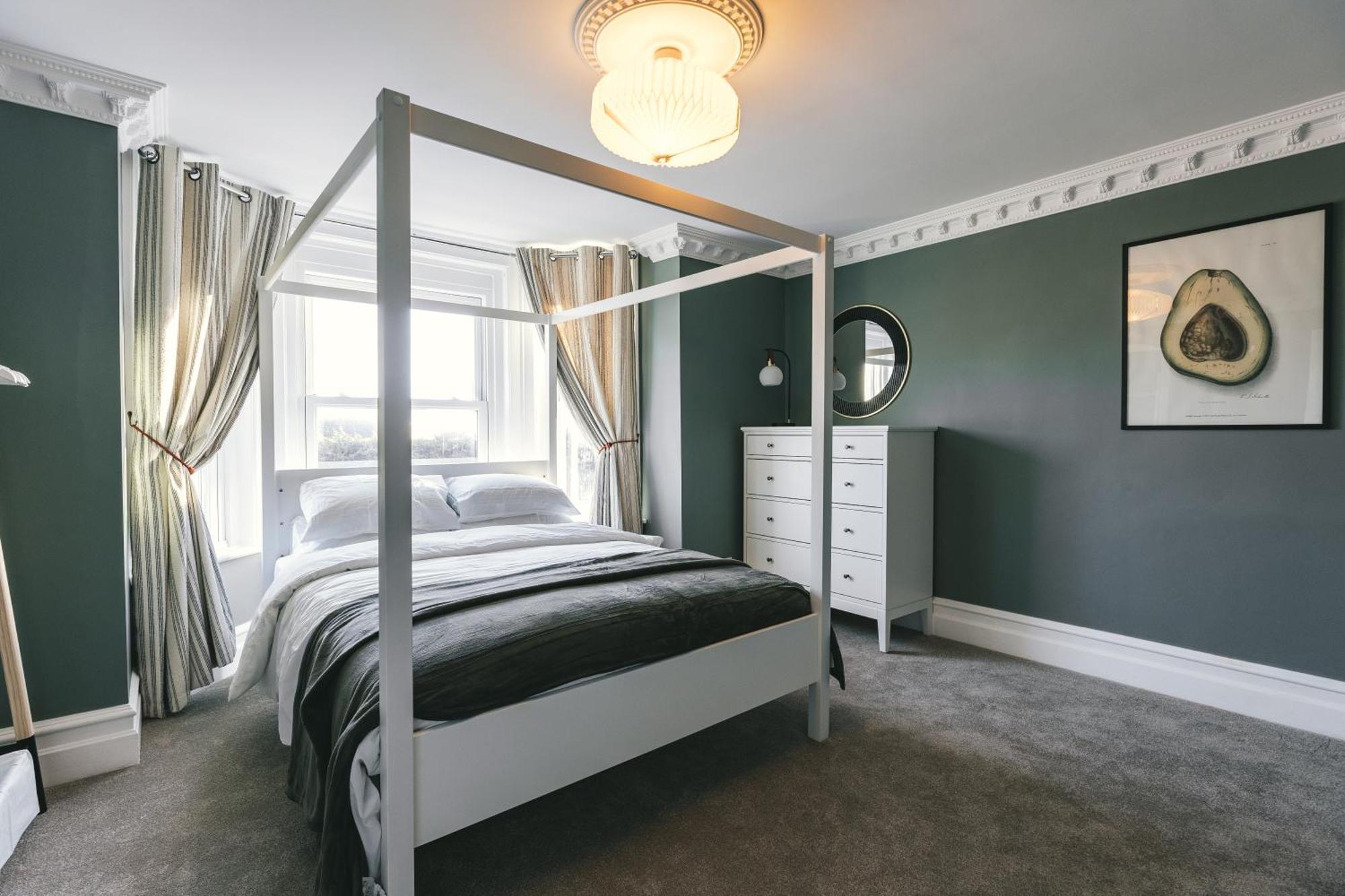 House With A Cinema And Games Room, Sleeps 17 Shrewsbury Exterior photo