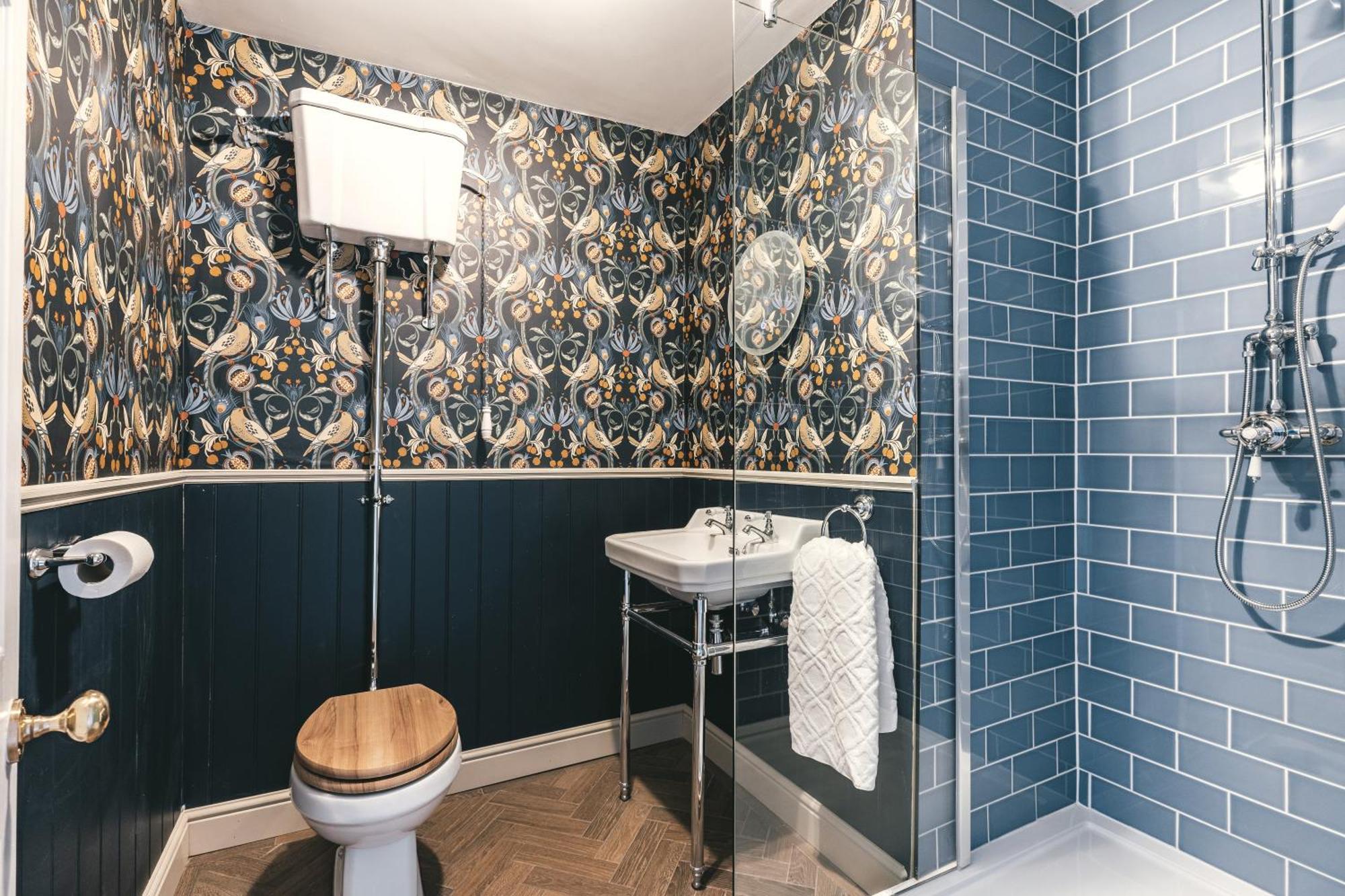 House With A Cinema And Games Room, Sleeps 17 Shrewsbury Exterior photo